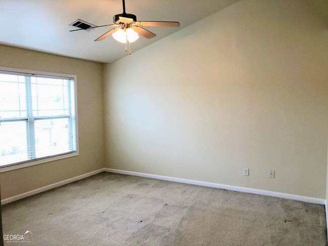 Building Photo - 127 Red Maple Drive