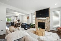 Building Photo - 610 Watermans Dr