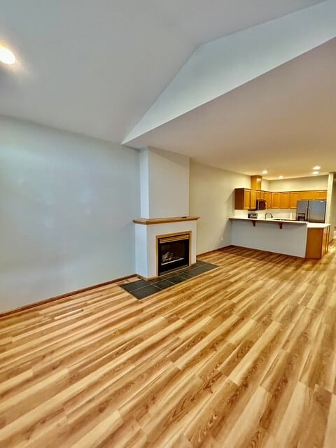 Building Photo - 180a W Maberry Dr