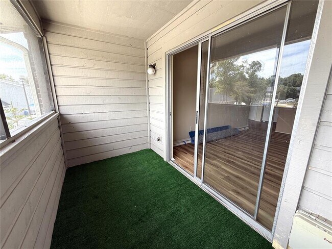 Building Photo - 1400 Gandy Blvd N