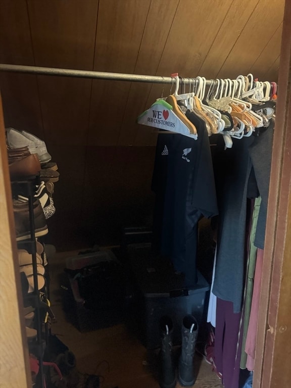 Building Photo - 29 Brewster Rd