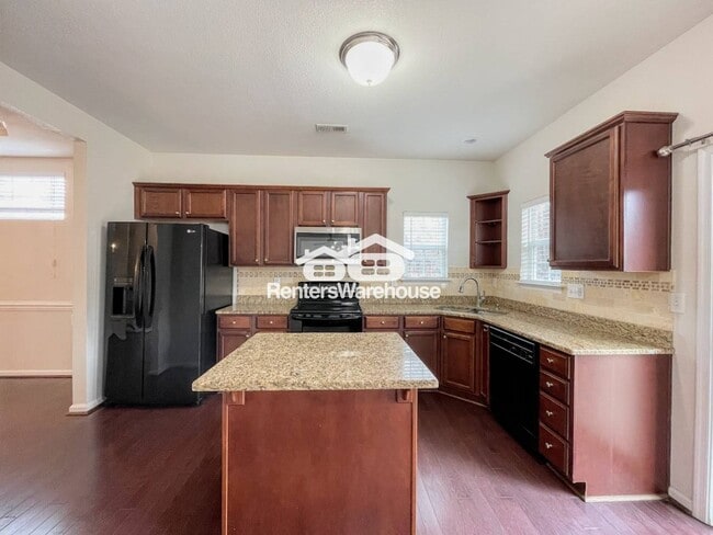 Building Photo - 6019 Mainsail Ln