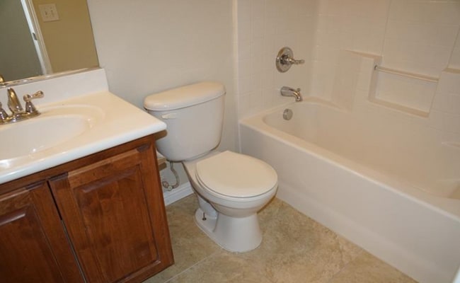 Building Photo - 5447 W Hasley Canyon Ave