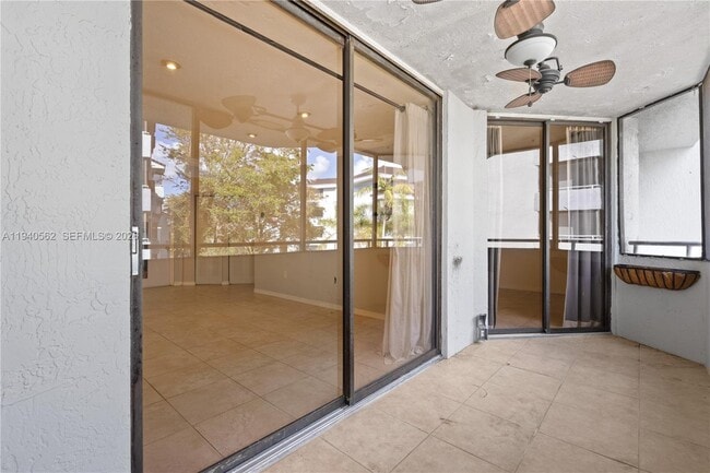 Building Photo - 8255 SW 152nd Ave