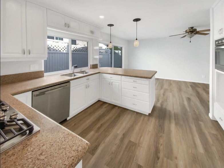 Building Photo - 11002 Promesa Dr