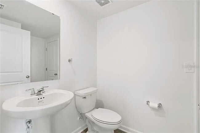 Building Photo - 3334 Laurent Lp