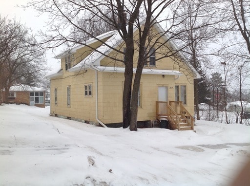 Building Photo - 317 S 8th Ave