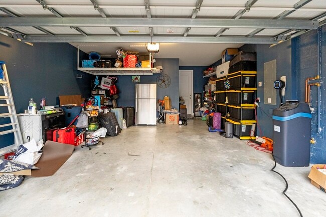 Building Photo - 8196 Cinch Way