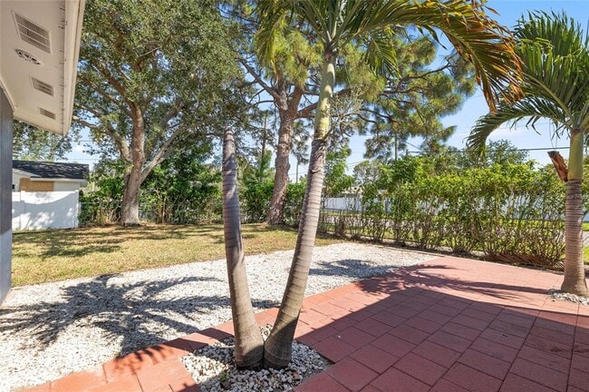 Building Photo - 5901 Denver St NE