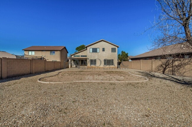 Building Photo - 5215 W Hasan Dr