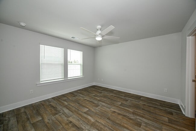 Building Photo - 111 S Grassland Rd