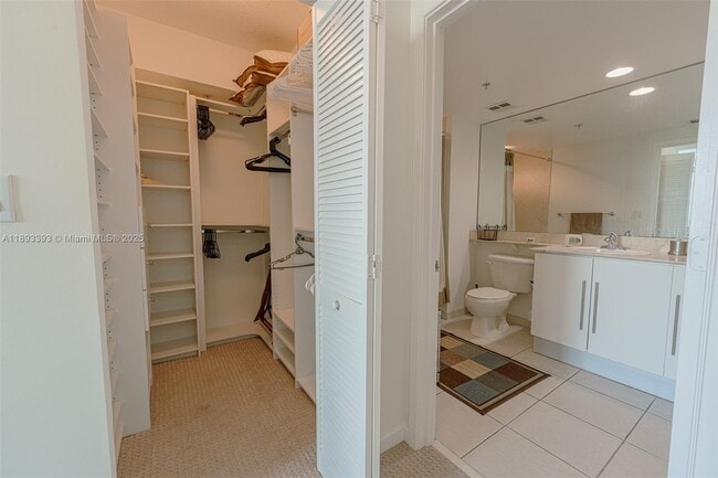 Building Photo - 325 S Biscayne Blvd