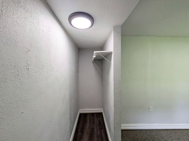 Building Photo - 1125 N Tannahill St