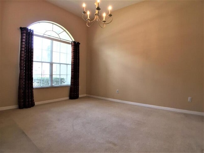 Building Photo - 909 Arbormoor Pl
