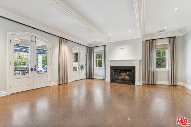 Building Photo - 458 Toyopa Dr