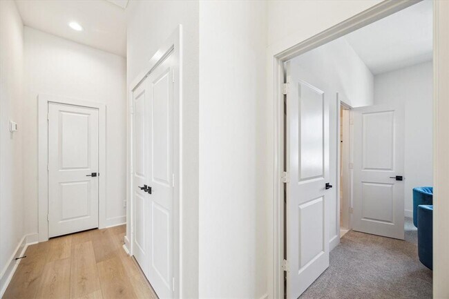 Building Photo - 5254 Texas St