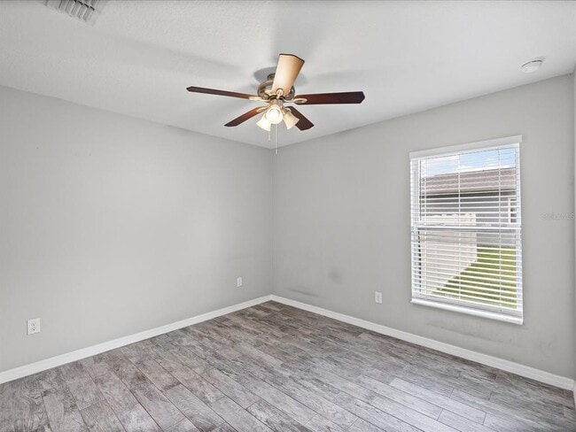Building Photo - 1238 Vista Way