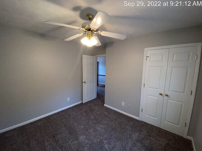 Building Photo - 5617 Middlefield Pl