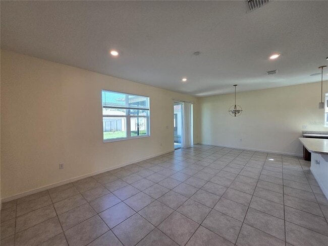 Building Photo - 3205 Casa Del Rey Ave