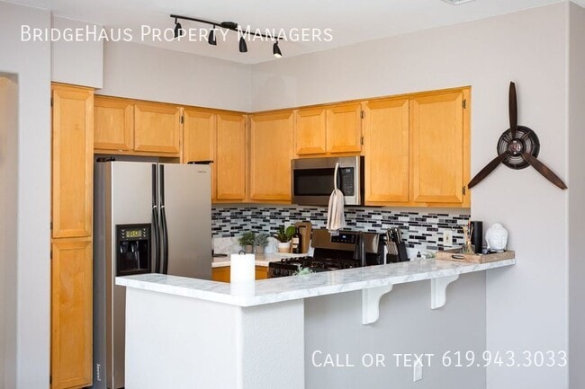 Building Photo - 5448 Mandarin Cove