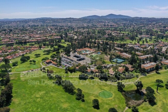 Building Photo - 12576 Oaks N Dr