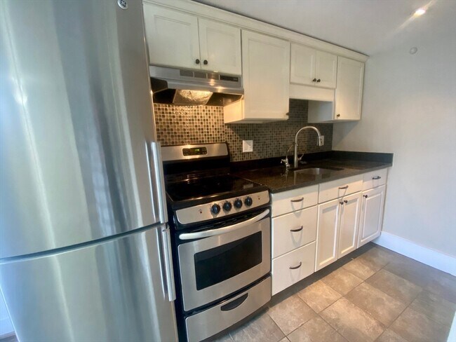 Primary Photo - 35 Broad St