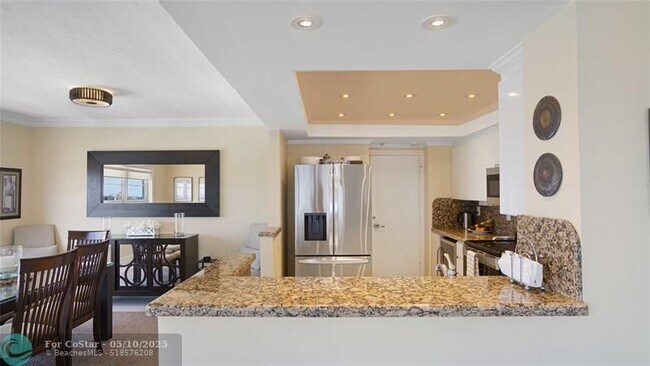Building Photo - 3750 Galt Ocean Dr