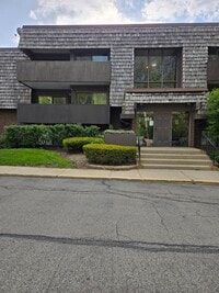 Building Photo - 564 Timber Ridge Dr
