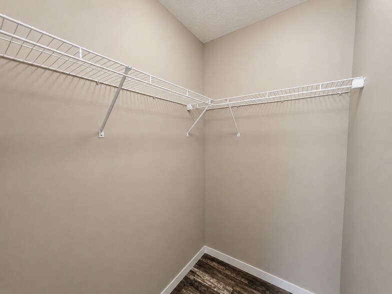 Building Photo - 12556 Margaret Ct