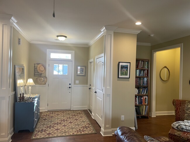 Building Photo - 715 Landrum Trl