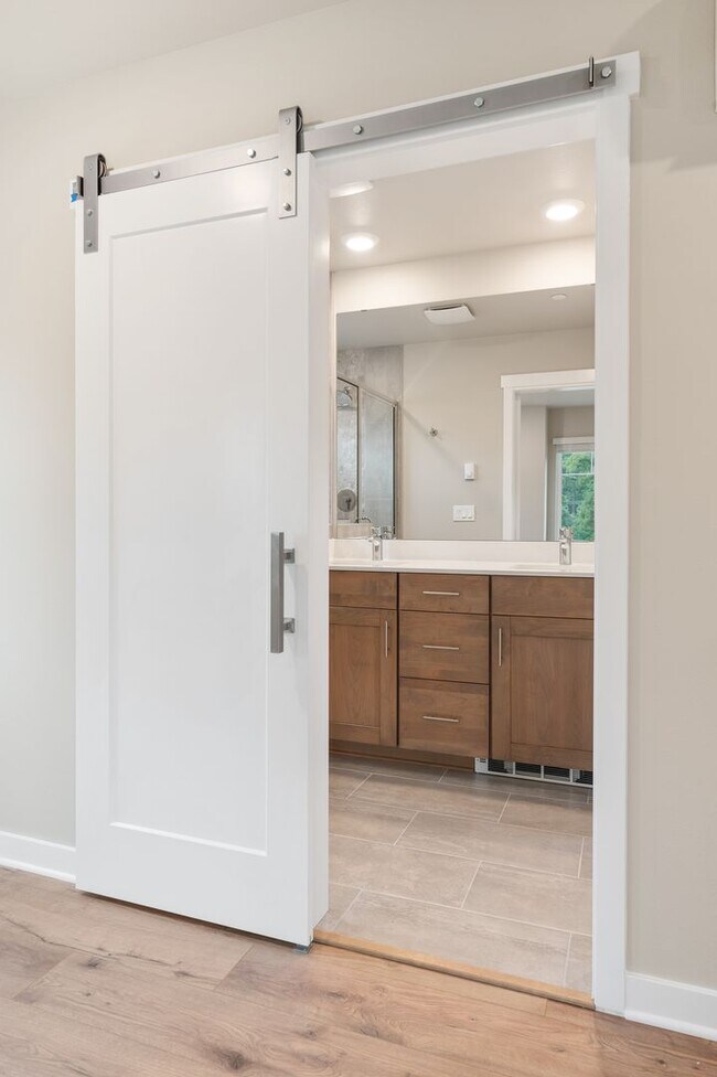 Building Photo - NEW CONSTRUCTION - 4 Bed | 3.5 Bathroom | ...