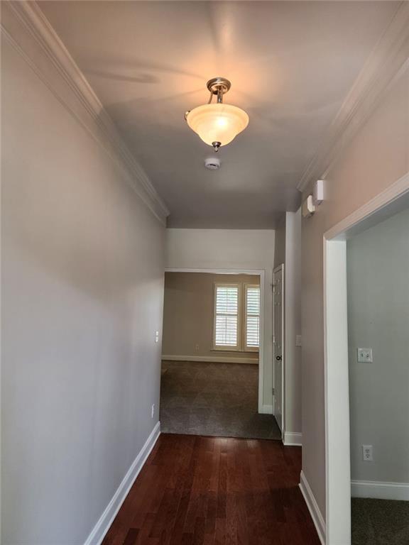 Building Photo - 465 Roland Manor Dr
