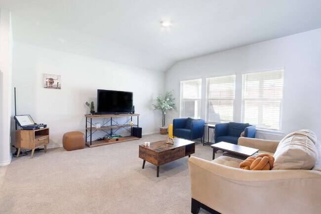 Building Photo - Serene 3BD Fort Worth Oasis | All Utilities Included | Near Alliance Hub