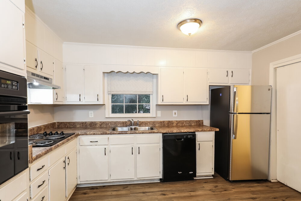 Building Photo - 235 Hurst Point