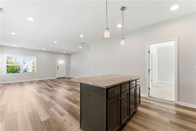 Building Photo - 1780 Sanford Ln