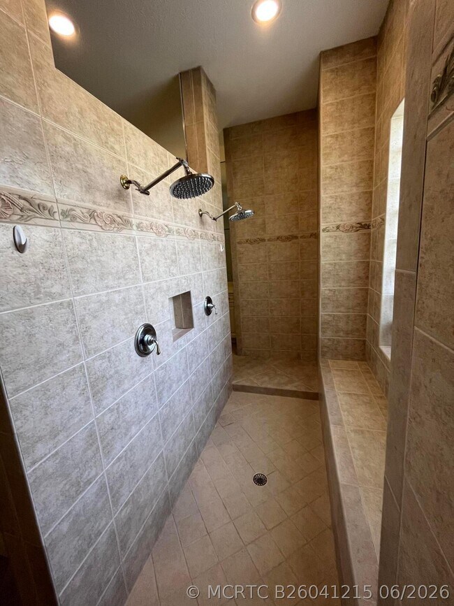 Building Photo - 7724 NW 47th Dr