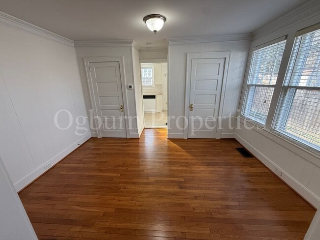 Building Photo - 359023- 854-856 MADISON AVENUE