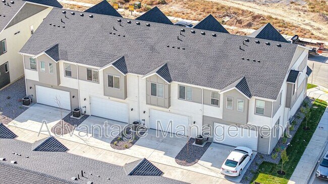 Building Photo - 7 S Moonlit Rd