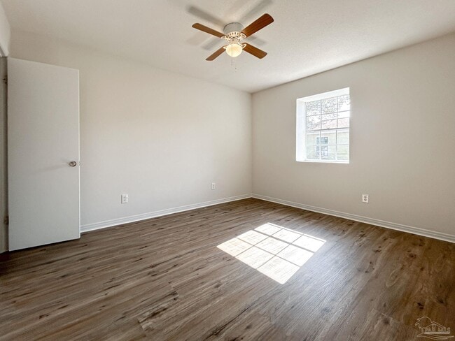 Building Photo - 2119 Langley Ave