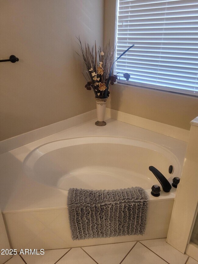 Building Photo - 14575 W Morning Star Trail