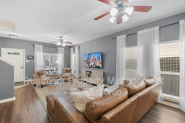 Building Photo - 545 Stonebrook Dr