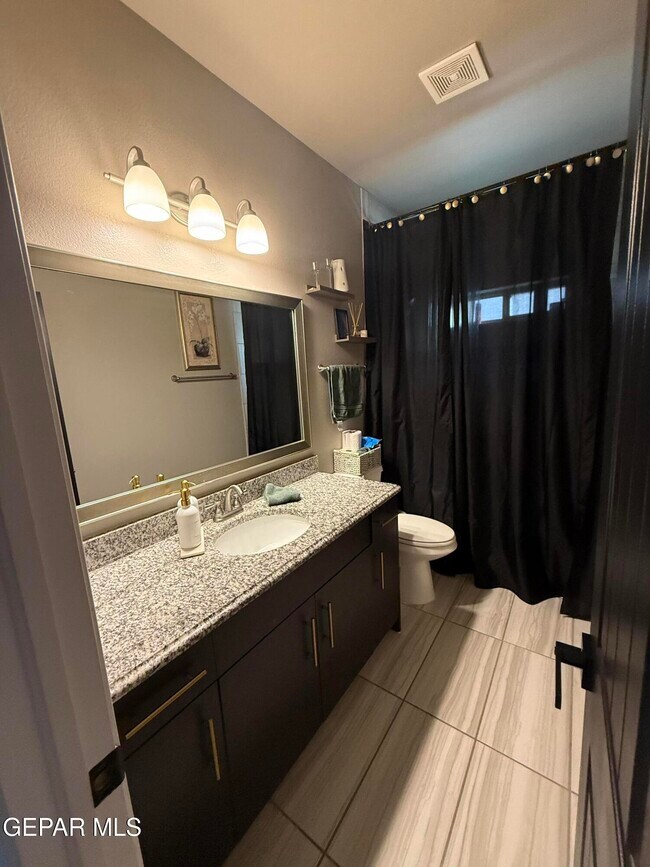 Building Photo - 954 Brudenal Pl