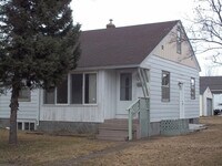 Building Photo - 420 9th St NW