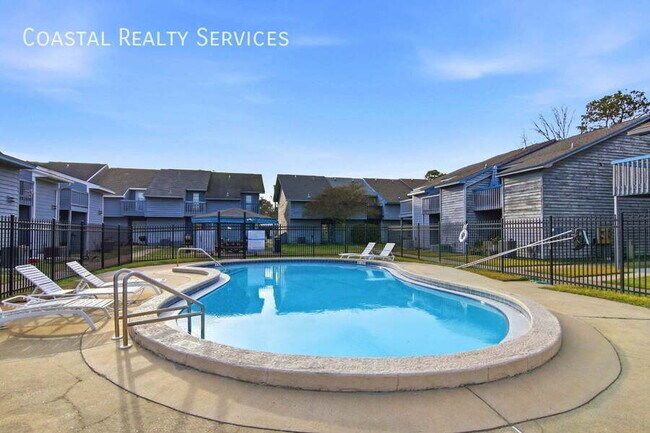 Building Photo - 1325 Greendale Ave