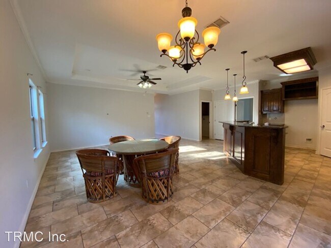 Building Photo - 3 br, 2 bath House - 2561 DATE PALM DR.