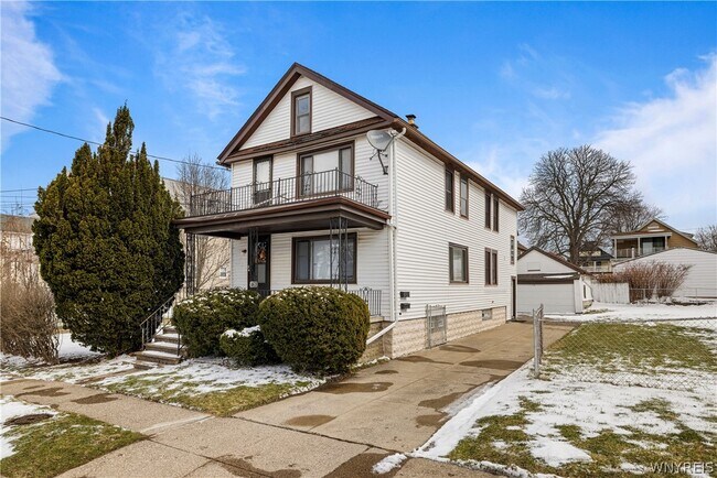 Building Photo - 129 Woodell Ave