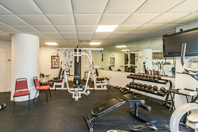 Building Photo - 3800 Galt Ocean Dr