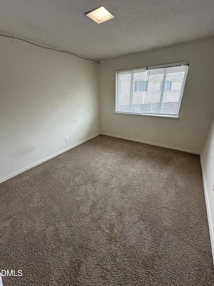 Building Photo - 2365 Champion Ct