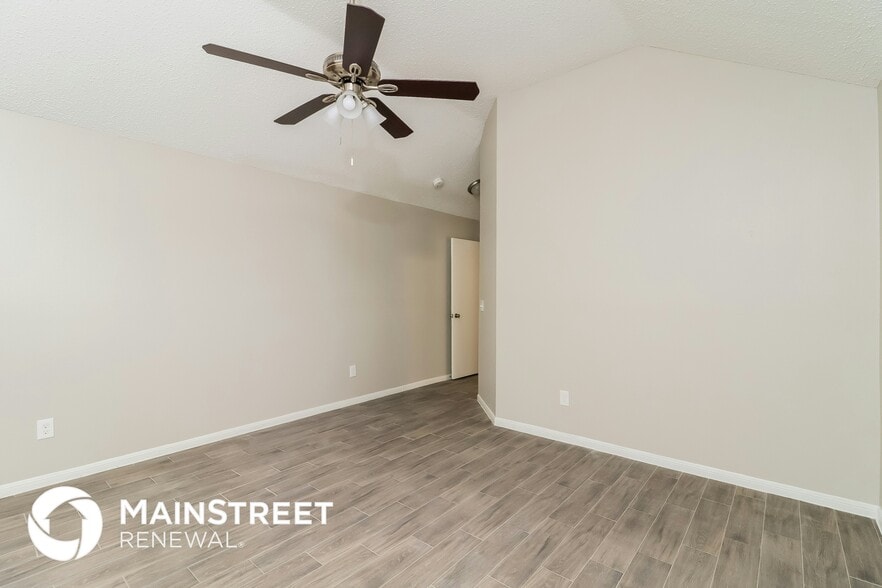 Building Photo - 5103 Nocona Ln