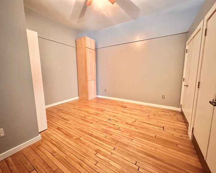 Building Photo - 108 W Wells St